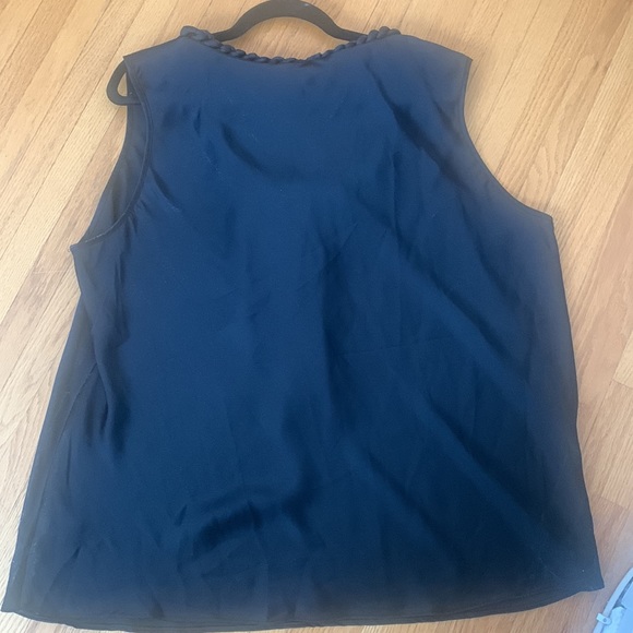 Spense Sleeveless Black Blouse with Braided Detail on Neckline - Picture 2 of 6